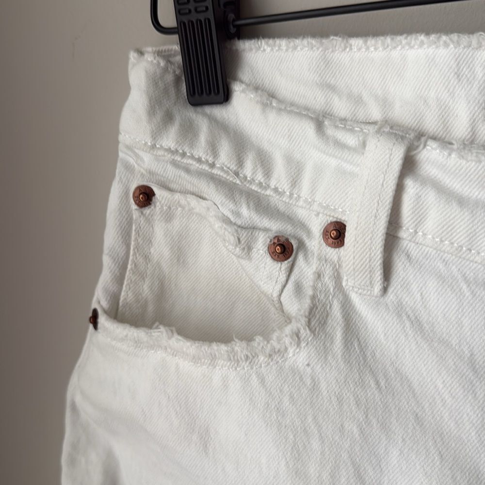 Abercrombie & Fitch The Cutoff Short High Rise White Raw Hem - Picture 5 of 5